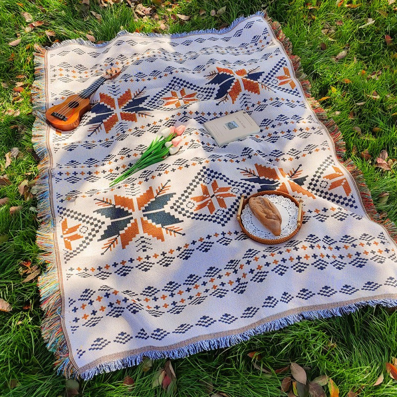 Car Camping Knitted Blanket | Road Trip & Trunk Leisure Mat.
