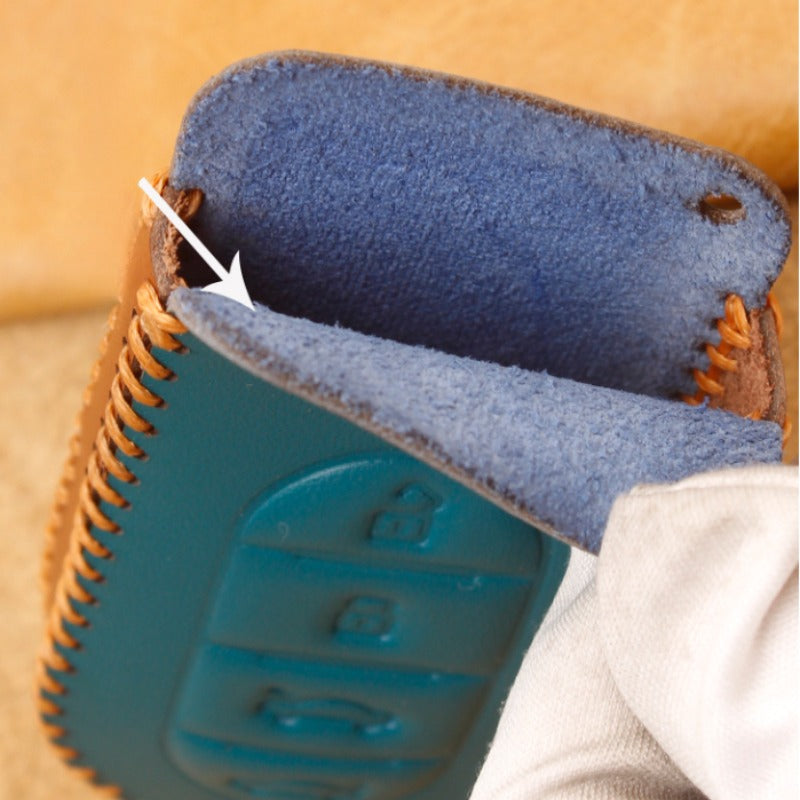 The genuine leather key case is suitable for Smart#5